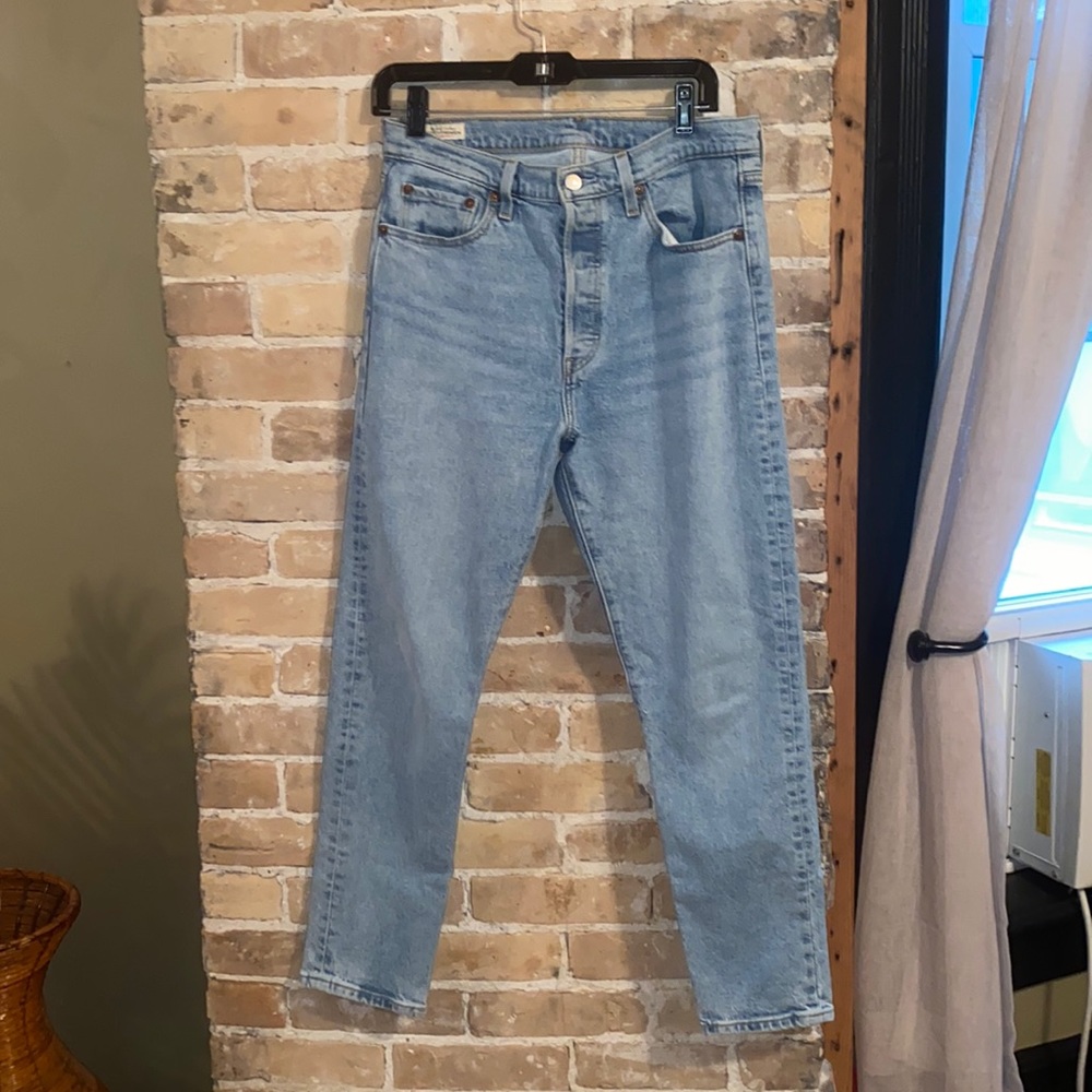 Women’s Levi’s 501 Jeans